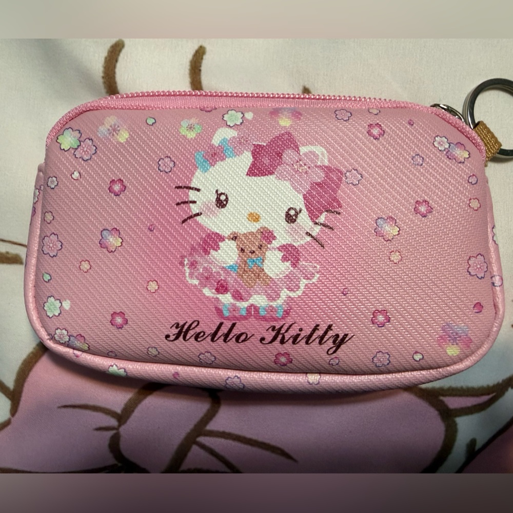 🆕 Nwot Hello Kitty Small Pouch